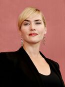 KateWinsletByAndreaRaffin2011.jpg
