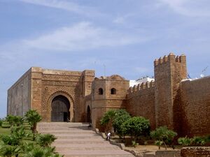 Palace gate.jpg