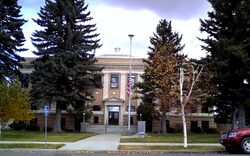 Powell County Courthouse 04.jpg