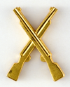 Truppslagstecken Infanteri m60 (guld).png