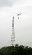 Ми-26Т PANH монтирует радиотелевизионную башню «Октод» в Москве
