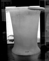 Vessel Unas Florence.JPG