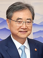 Cho Hyun 20250806.jpg