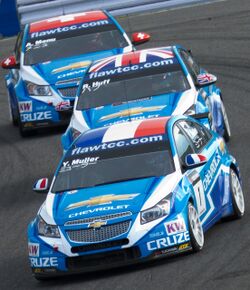 Chevrolet trio 2011 WTCC Race of Japan (Race 2).jpg