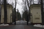 Vorota Ostankino.jpg