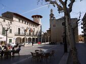 Plaça Major, Alaró - panoramio.jpg