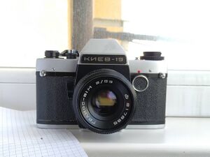 Kiev 19 Front.jpg