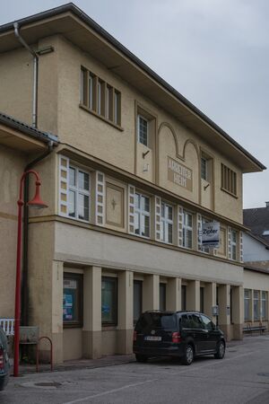 Laakirchen Steyrermühl Arbeiterheim vlhk.jpg