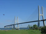 Vasco de Gama bridge side.jpg