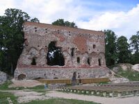 Viljandi castle convent wall.jpg