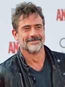 Jeffrey Dean Morgan (cropped).jpg