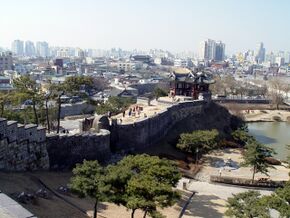 Hwaseong Third North Secret Gate and Dongbuk Gangnu - 2009-03-01.JPG