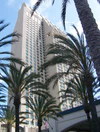ManchesterGrandHyattTowerSanDiegoApr09.jpg