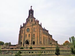 Sacred Heart Cathedral, Tashkent 14-03.JPG