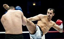 Забит «Маугли» Самедов (справа)