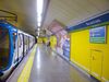 Madrid - Estación de Acacias (Metro de Madrid).JPG
