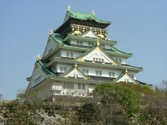 Osaka Castle Nishinomaru Garden April 2005.JPG