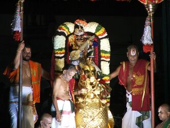 Malayappa in hamsa vahanam.jpg