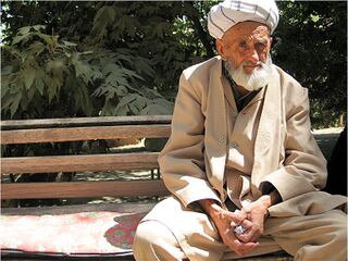 Uzbek man from central Uzbekistan.jpg
