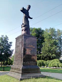 Monument to Petro Konashevych Sahaidachny Kharkiv Ukraine 2016.jpg
