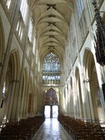Nef de l'Abbaye de la Trinité.JPG