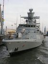 Korvette Braunschweig F 260 Bugansicht.jpg