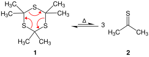 Thioacetontrimer Spaltung V5b.svg