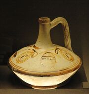 Music lagynos Louvre M149.jpg