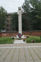 Vsehsvyatskoe Cemetery 25.JPG