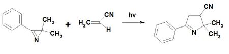 Reaction 2H-azirine with acrilonitrile.jpg