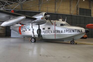 BS-02 Grumman G-64 Albatross Fuerza Aerea Argentina (8164126911).jpg