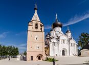 Собор Успения Пресвятой Богородицы в Успенском монастыре (1503-1537) в Старице.jpg
