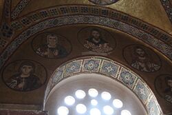 Hosios Loukas (narthex) - West wall, central 01.jpg