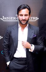 Saif Ali Khan snapped at Imperial Hotel, New Delhi 05.jpg