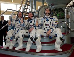 Слева направо: Форд, Новицкий, Тарелкин