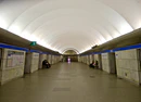 Metro SPB Line2 Zvezdnaya.jpg
