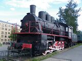 Russian locomotive Эр 738-47.jpg