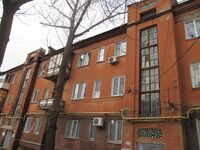 Октябрьская ул 34 вид со двора Саратов.jpg