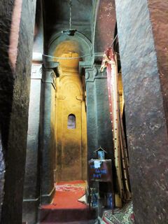 Lalibela Bet Mikael 4 (28397451512).jpg