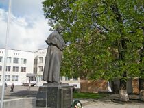 Перемышляны. Памятник Тарасу Шевченко..jpg