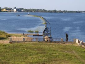 Kipsalas mols - panoramio (3).jpg