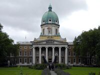 London Imperial War Museum.jpg