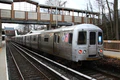 MTA Staten Island Railway local train at Oakwood Heights.jpg