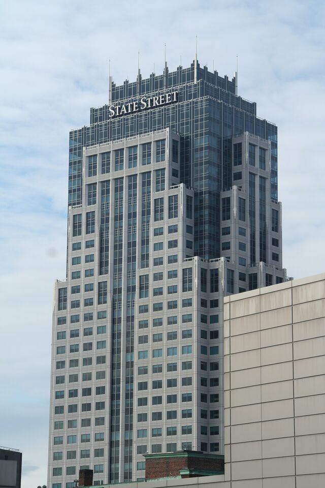 State Street Corporation: деятельность, чем известна — РУВИКИ