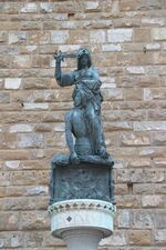 Statue at the Piazza della Signoria (15610431030).jpg