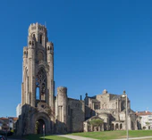 2016 Templo da Vera Cruz. Carballiño 02.jpg