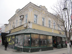 Кирова пр 42 угол Вольская 44.jpg