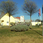 Bogdanovci spomenik.png