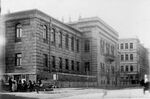 Muslim girls school in Baku.jpg