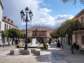 Torrelodones. Plaza de la Constitución.jpg